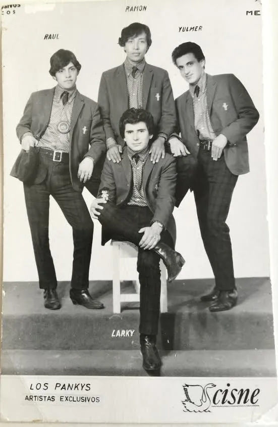 Los Panky's Cisne Shot