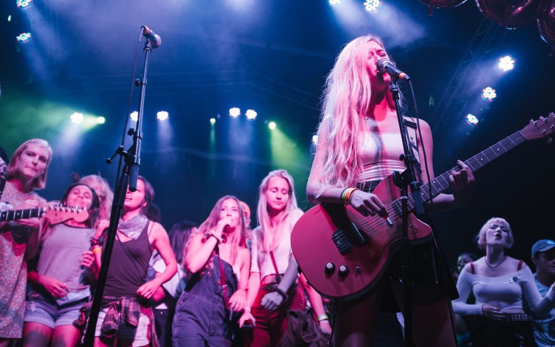 Grrrl Power at Burger A-Go-Go 2