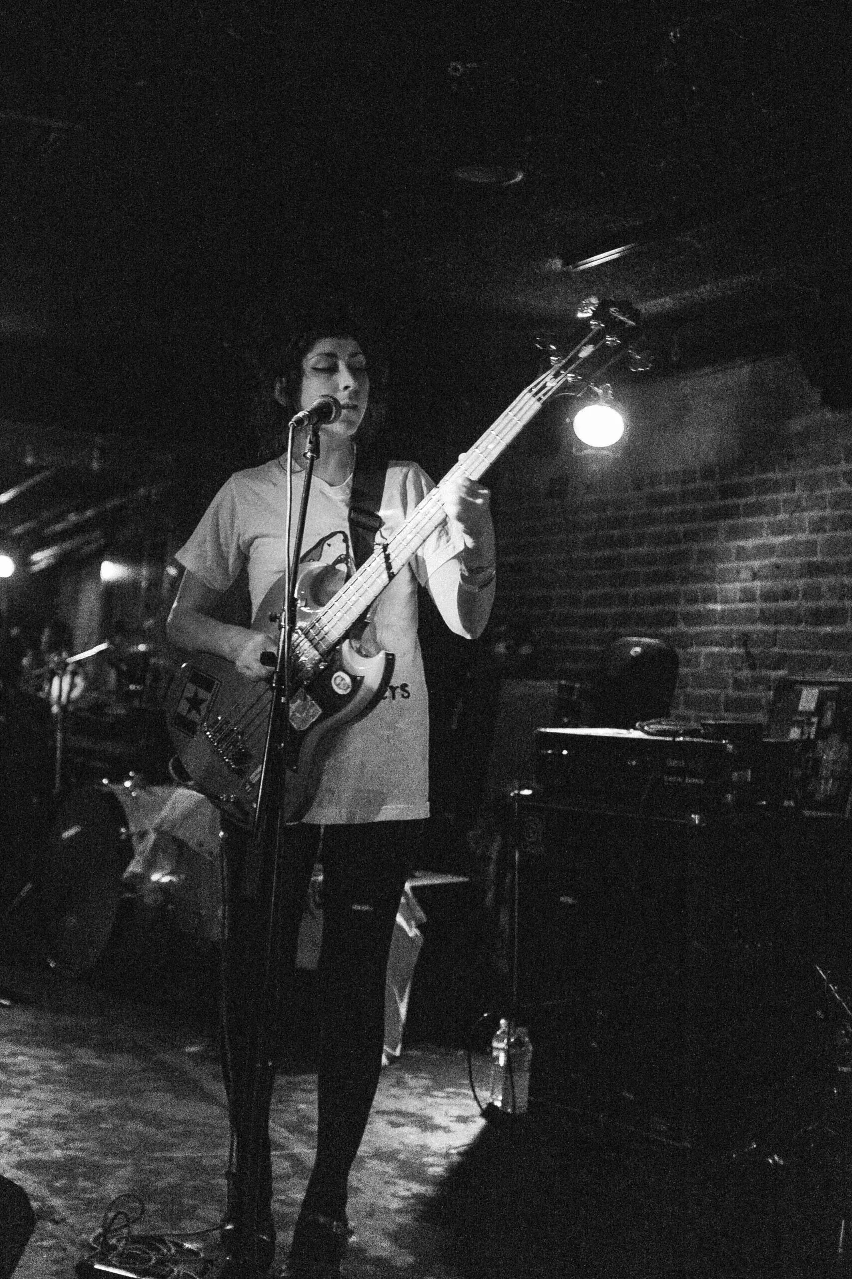 The Coathangers at Los Globos