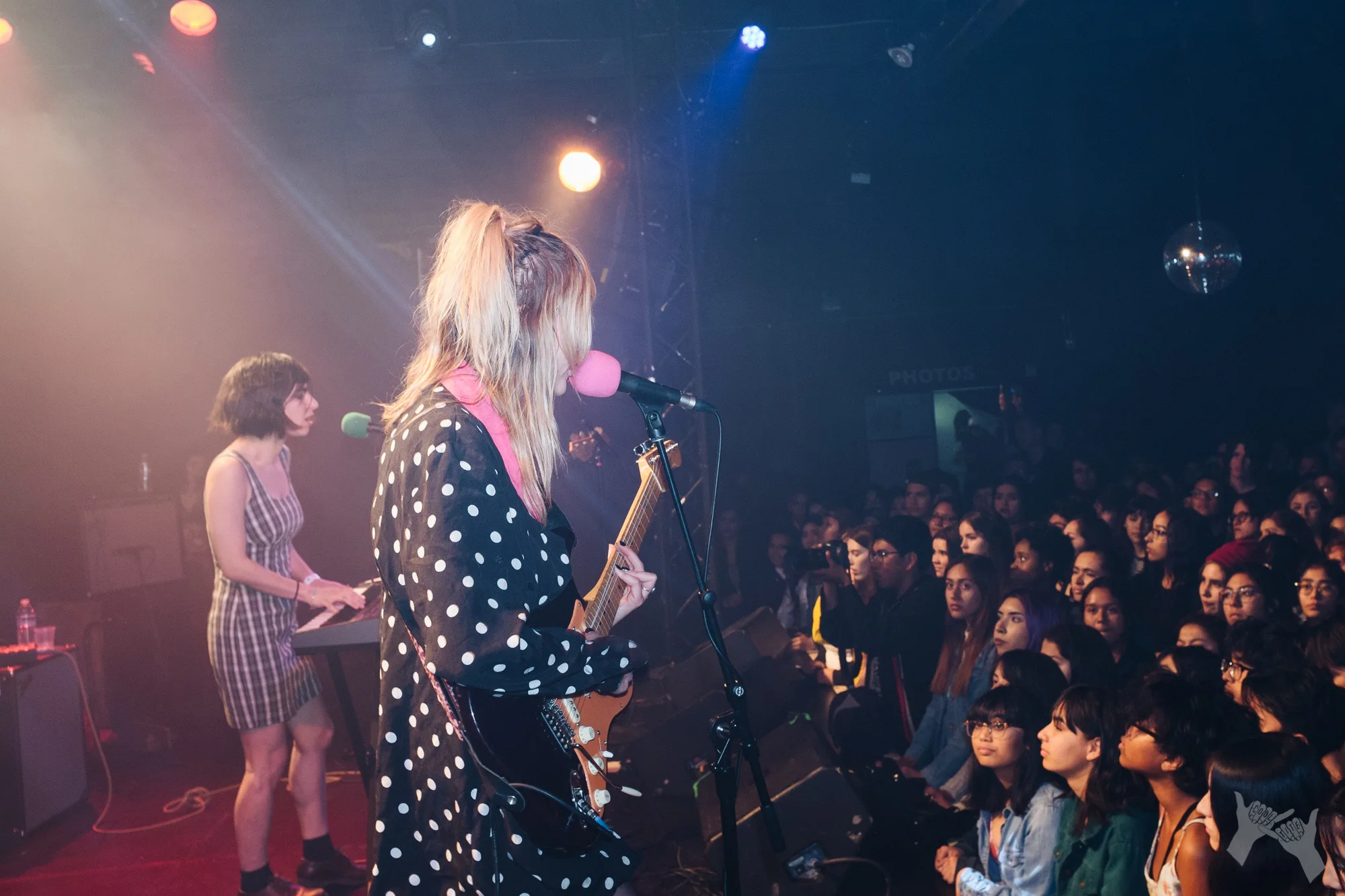 The Paranoyds play Echoplex